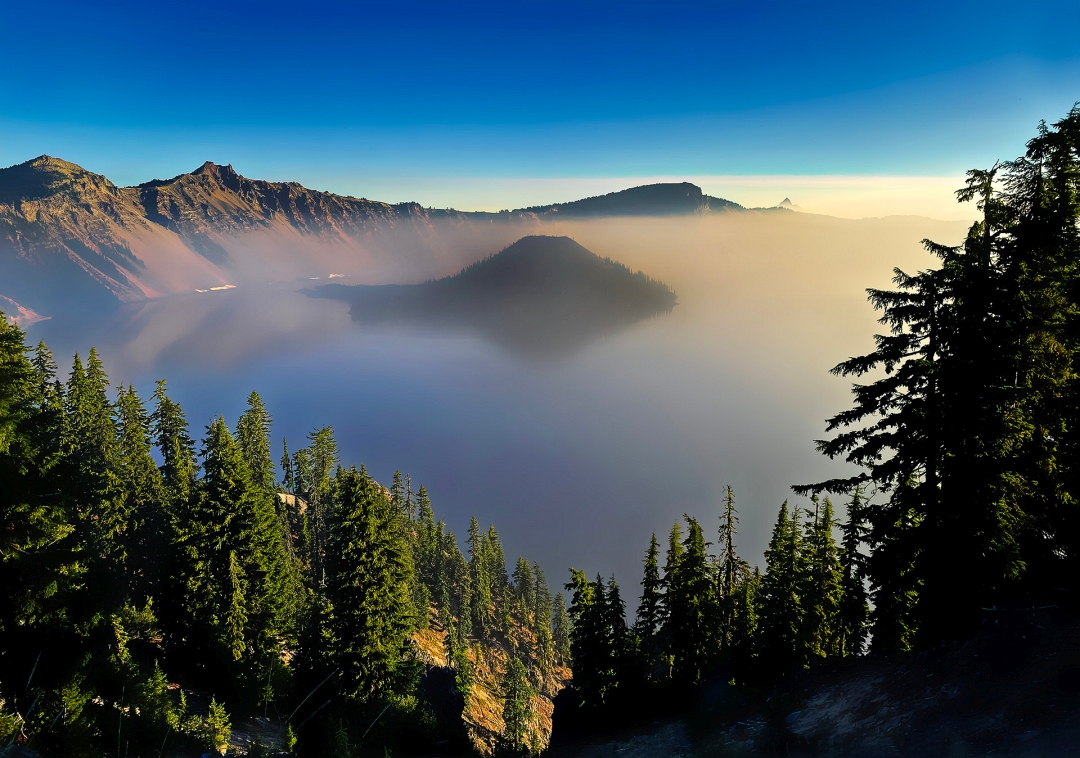 DEC 2025 Cell Phone_Smokey Crater Lake Sunrise_Dale Dombrowski